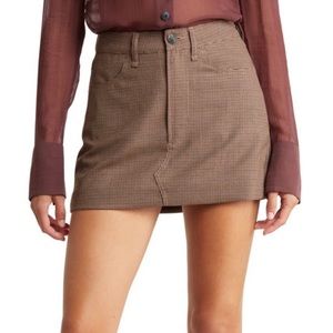 Brand new Rab & Bone Size 6 itty bitty plaid skirt